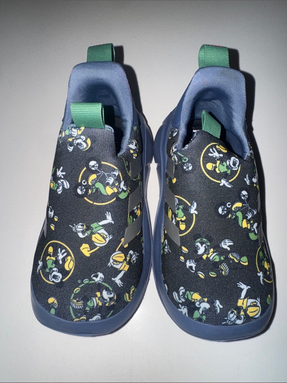 adidas disney kids slip on shoes size 8 NWOT SO CUTE!!!